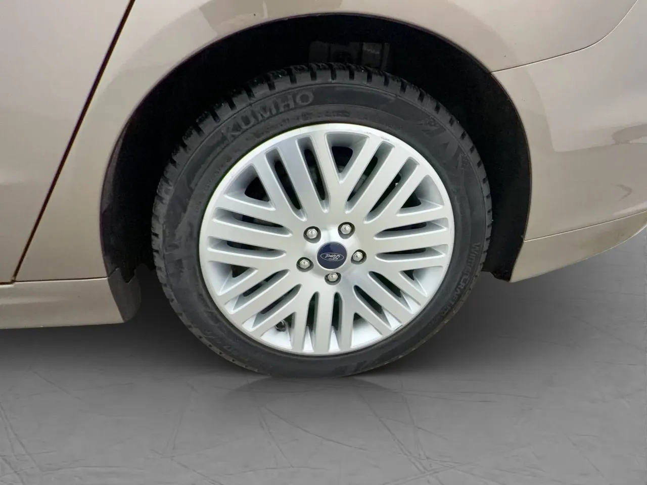 Ford Mondeo bild 32