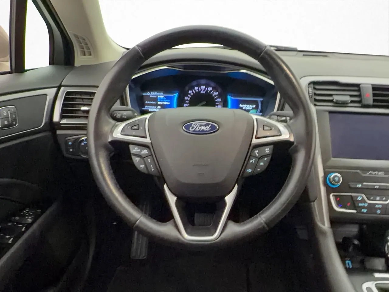 Ford Mondeo bild 18