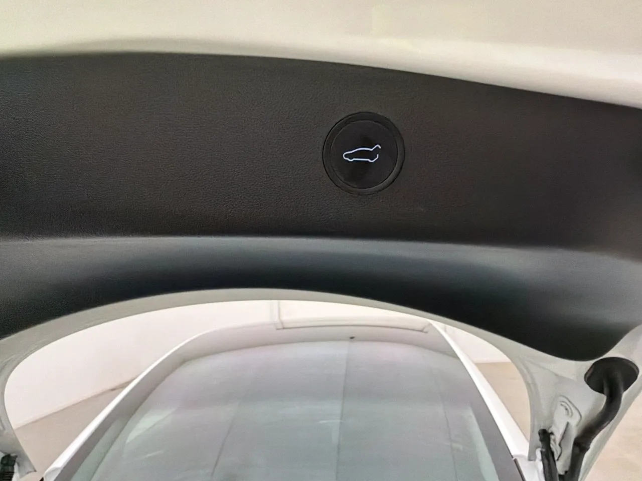 Tesla Model 3 bild 12