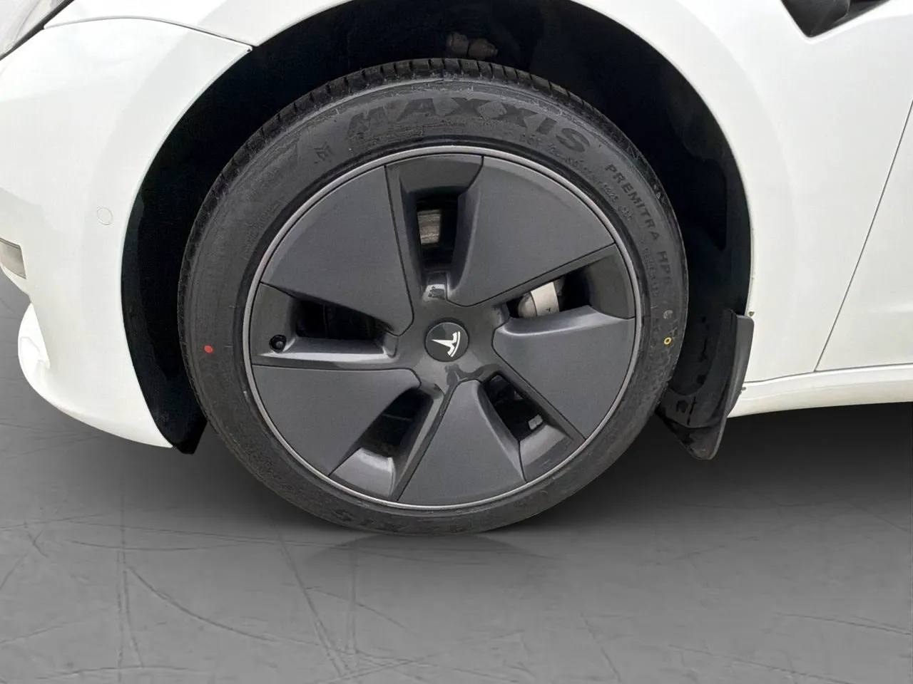 Tesla Model 3 bild 32