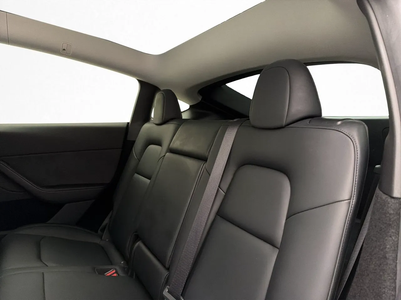 Tesla Model Y bild 29