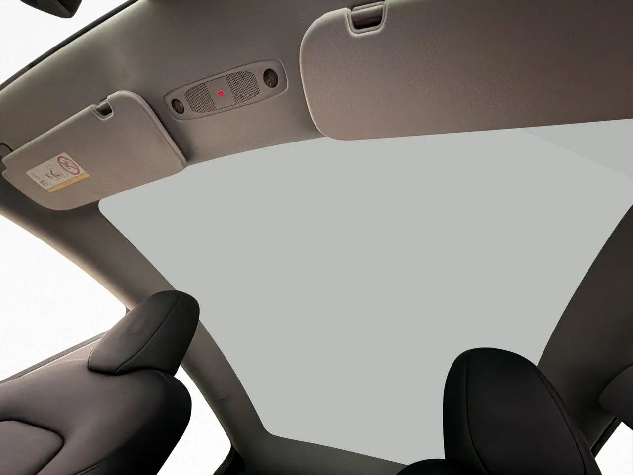 Tesla Model Y bild 17