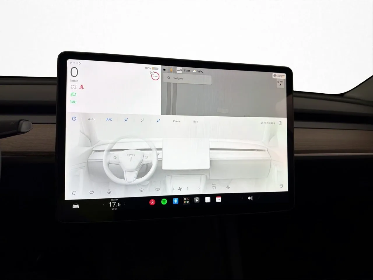 Tesla Model Y bild 23