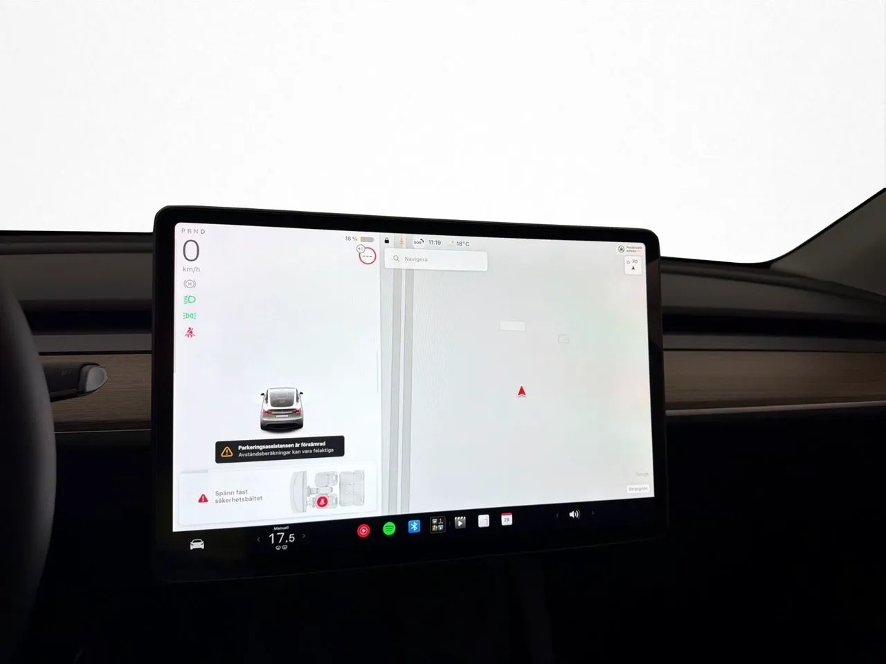 Tesla Model Y bild 25