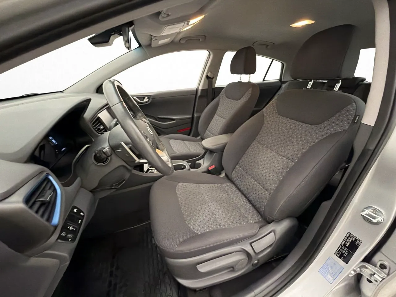 Hyundai IONIQ bild 11
