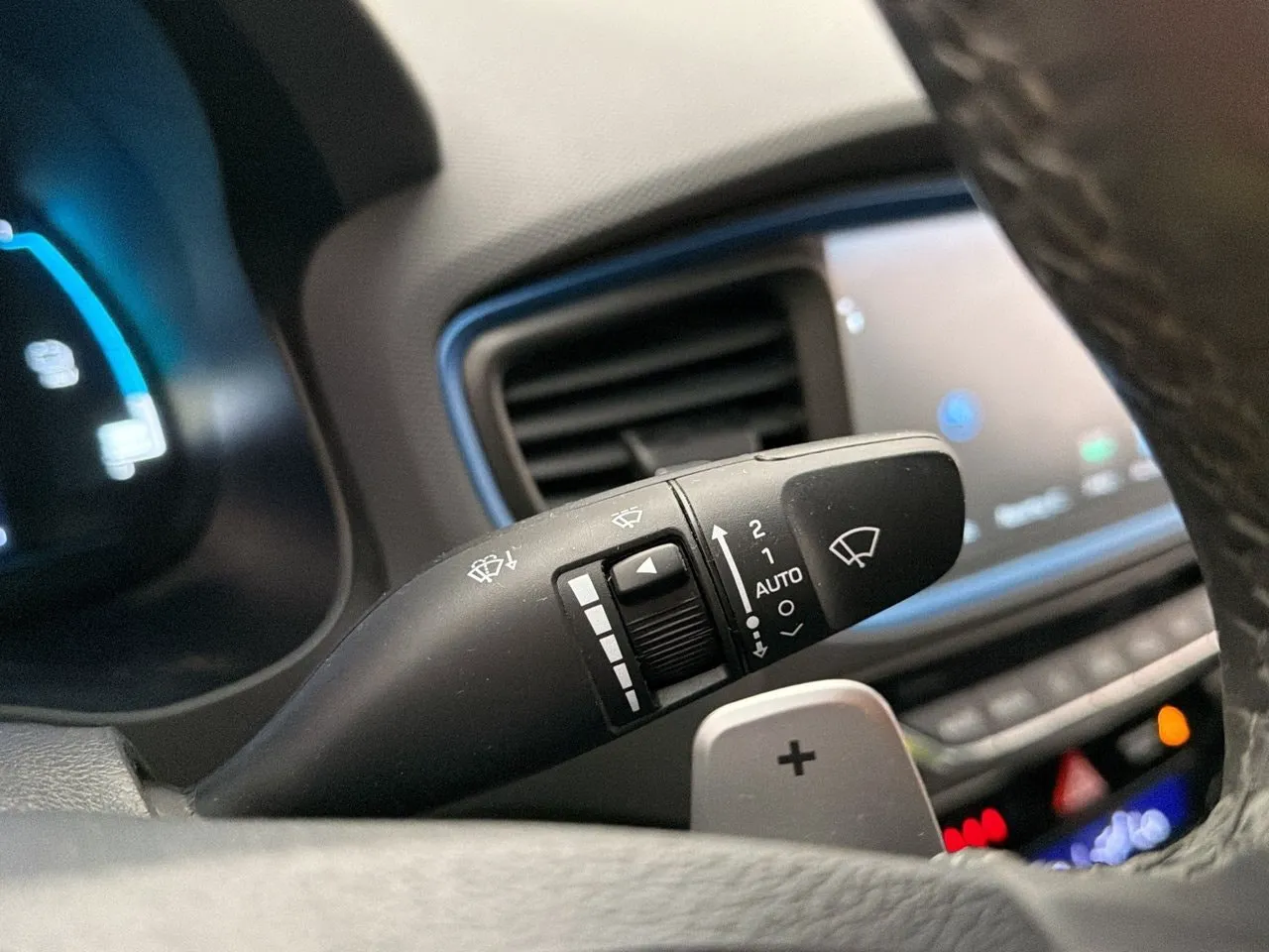 Hyundai IONIQ bild 18