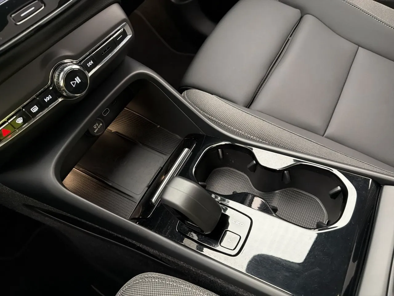 Volvo C40 Recharge bild 28