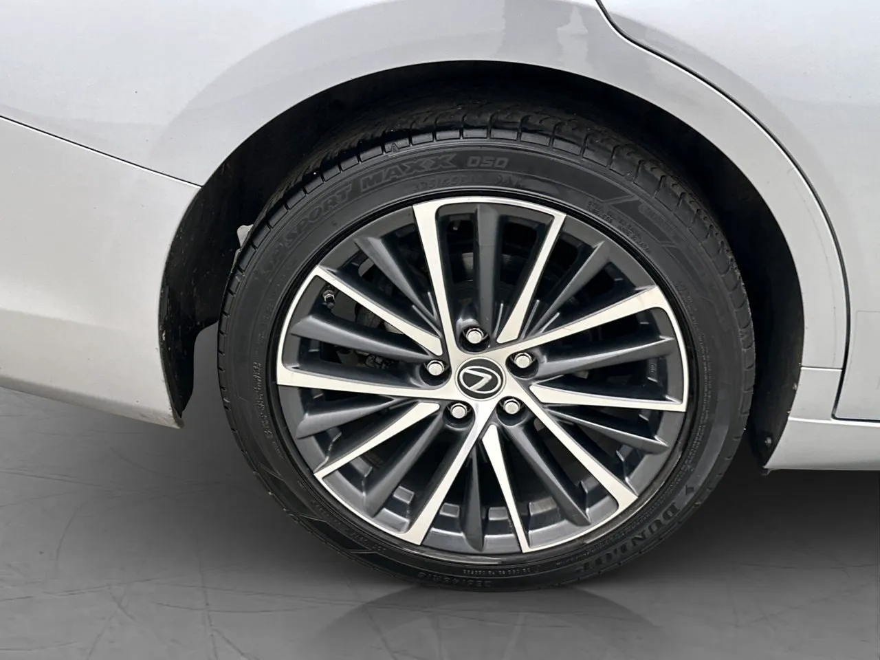 Lexus ES bild 36