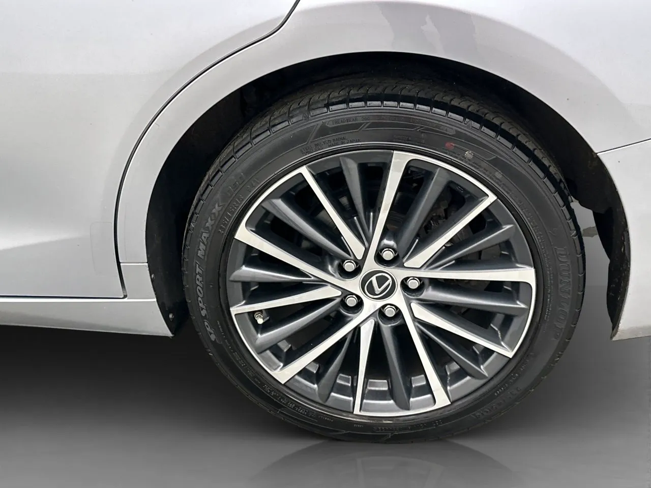 Lexus ES bild 35