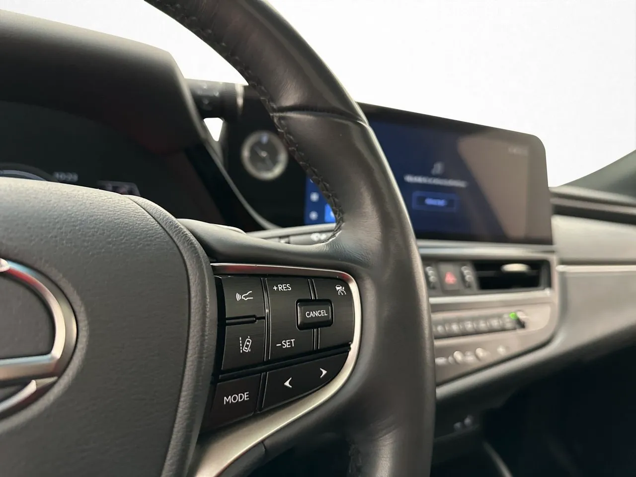 Lexus ES bild 20