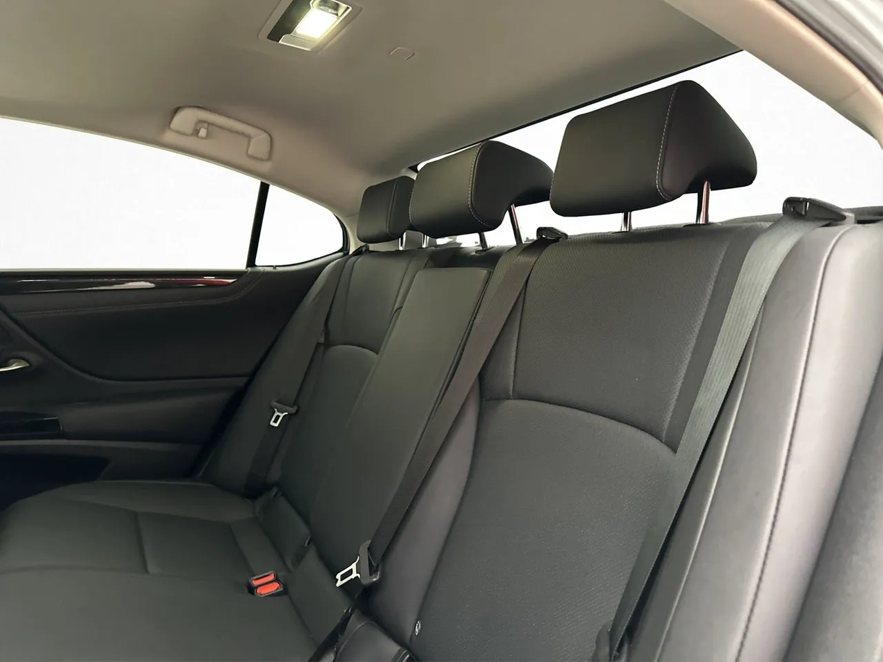 Lexus ES bild 32