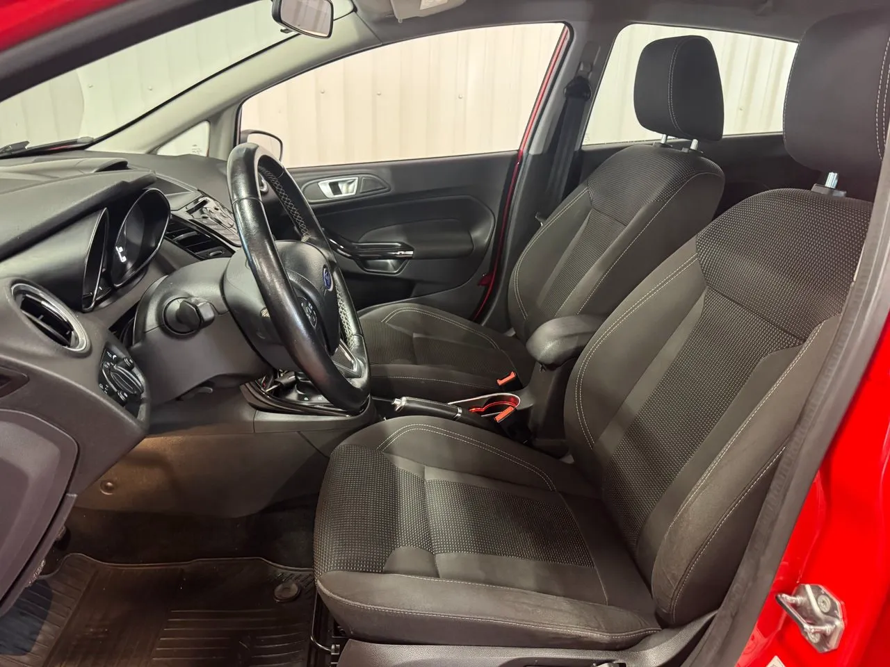 Ford Fiesta bild 7
