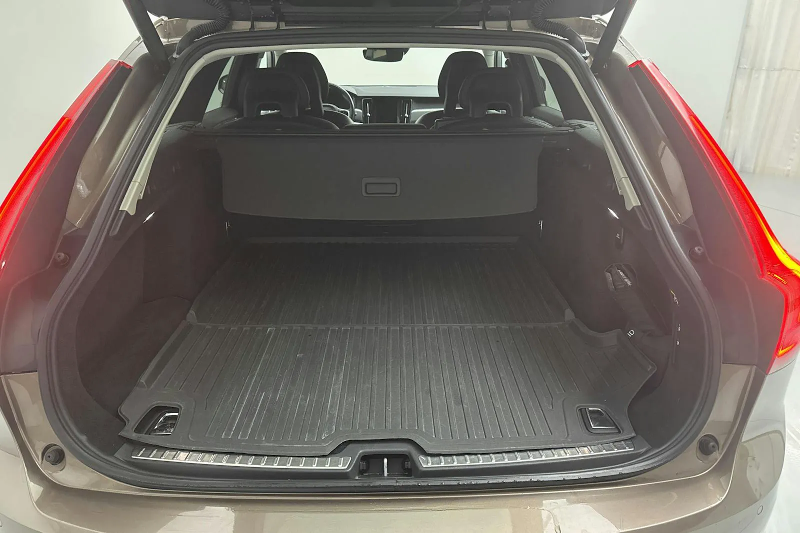 Volvo V90 bild 9