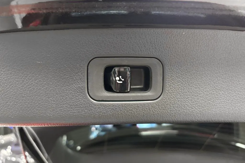 Mercedes GLC220 bild 17