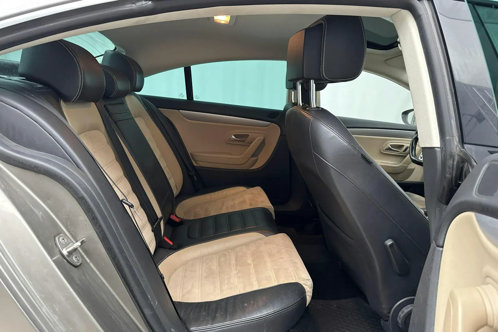 Volkswagen Passat bild 8