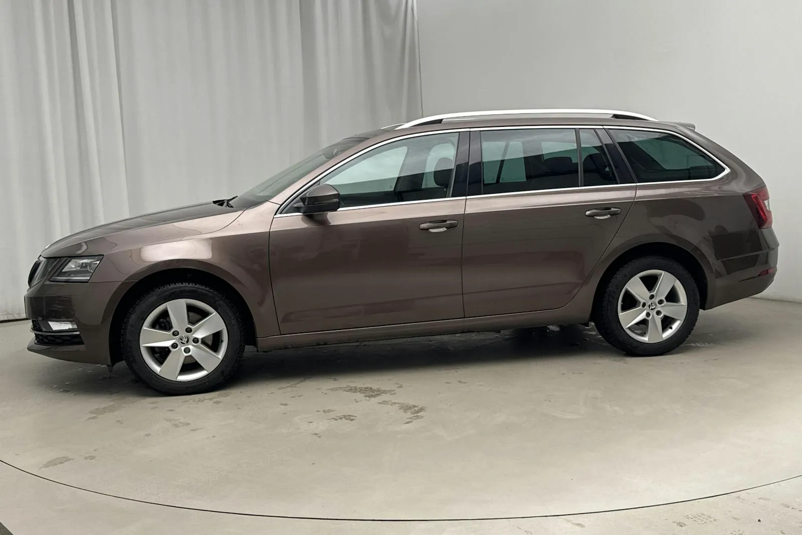 Skoda Octavia bild 2