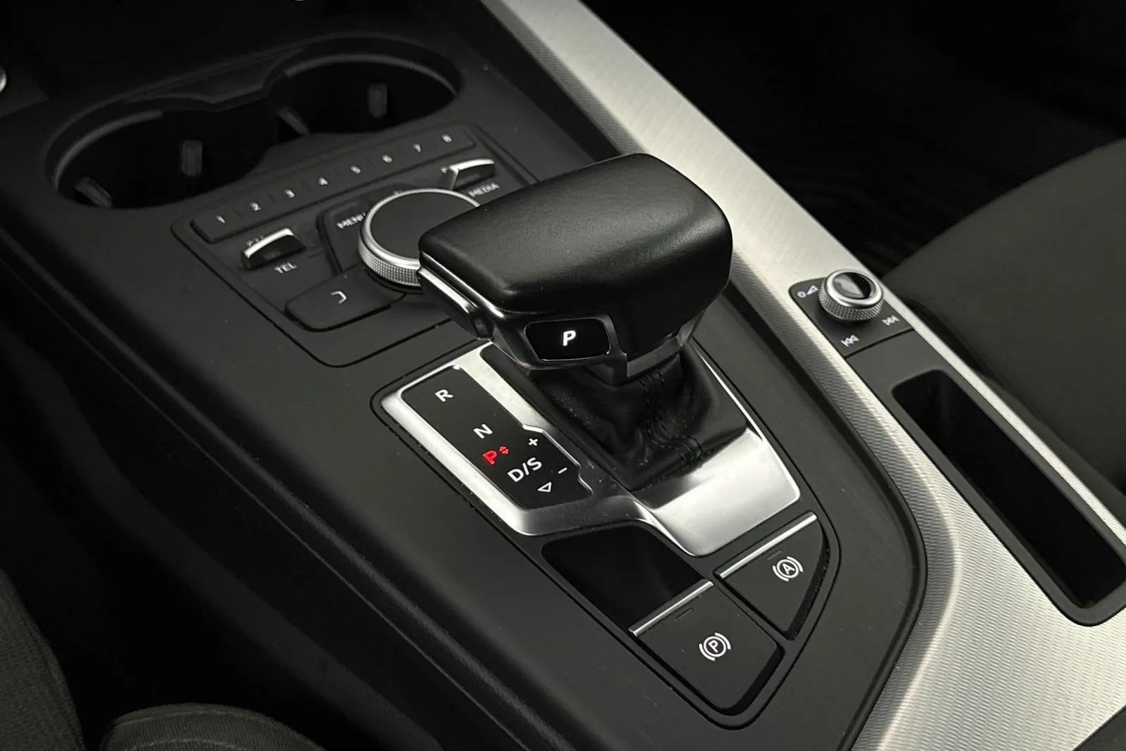 Audi A4 bild 15