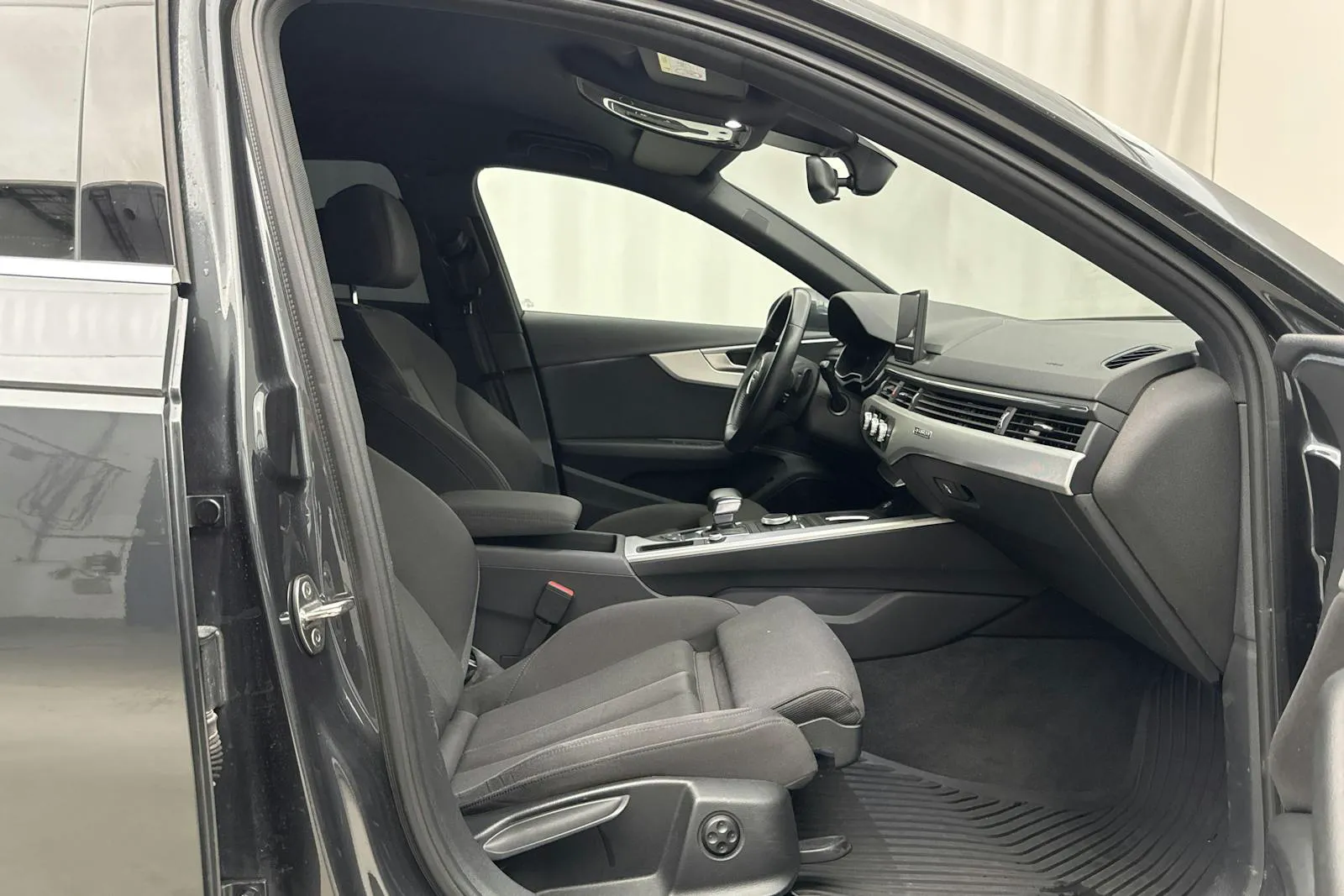 Audi A4 bild 7