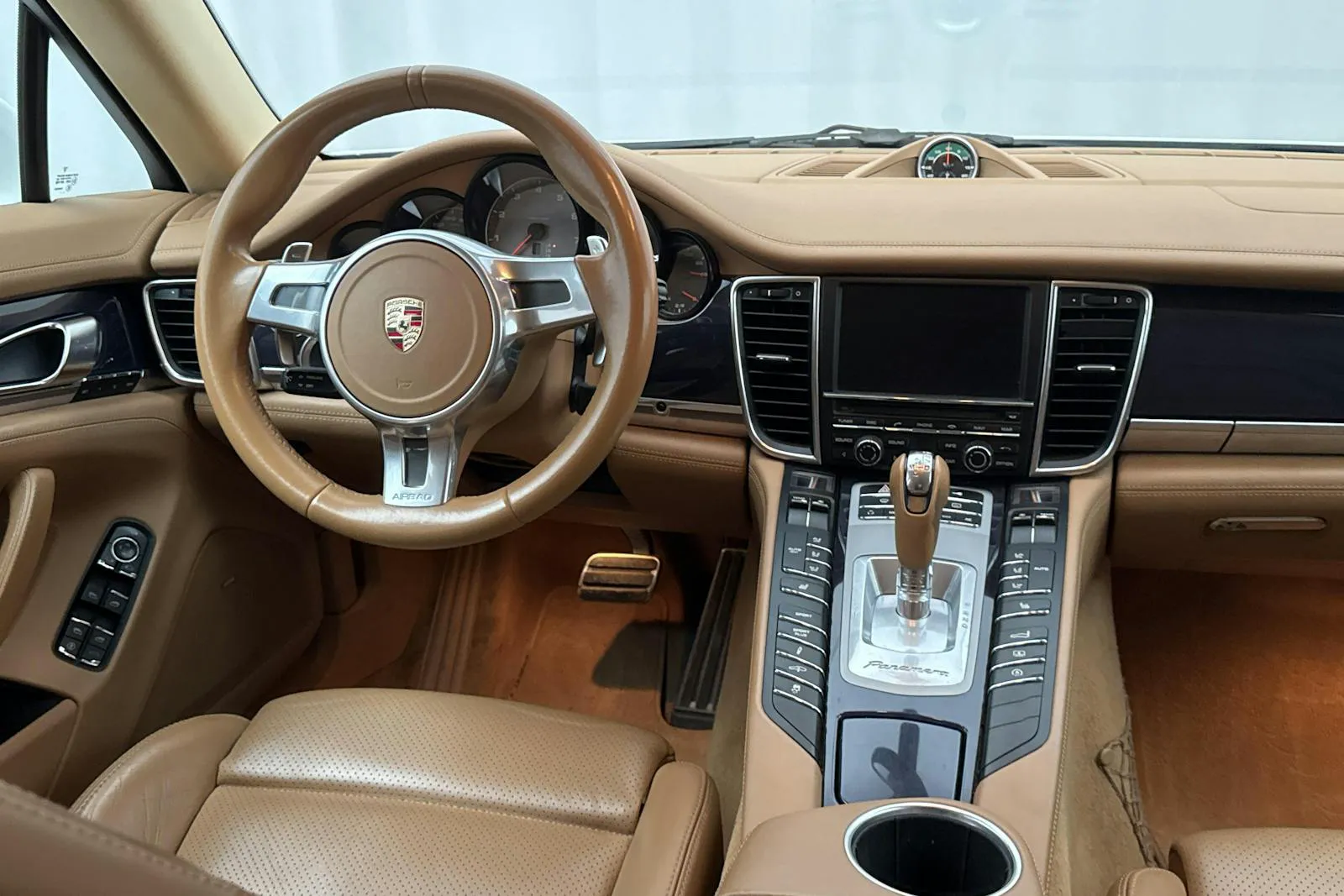 Porsche Panamera bild 22