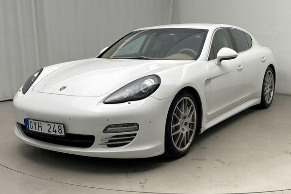 Porsche Panamera 4S (400hk) - 2012