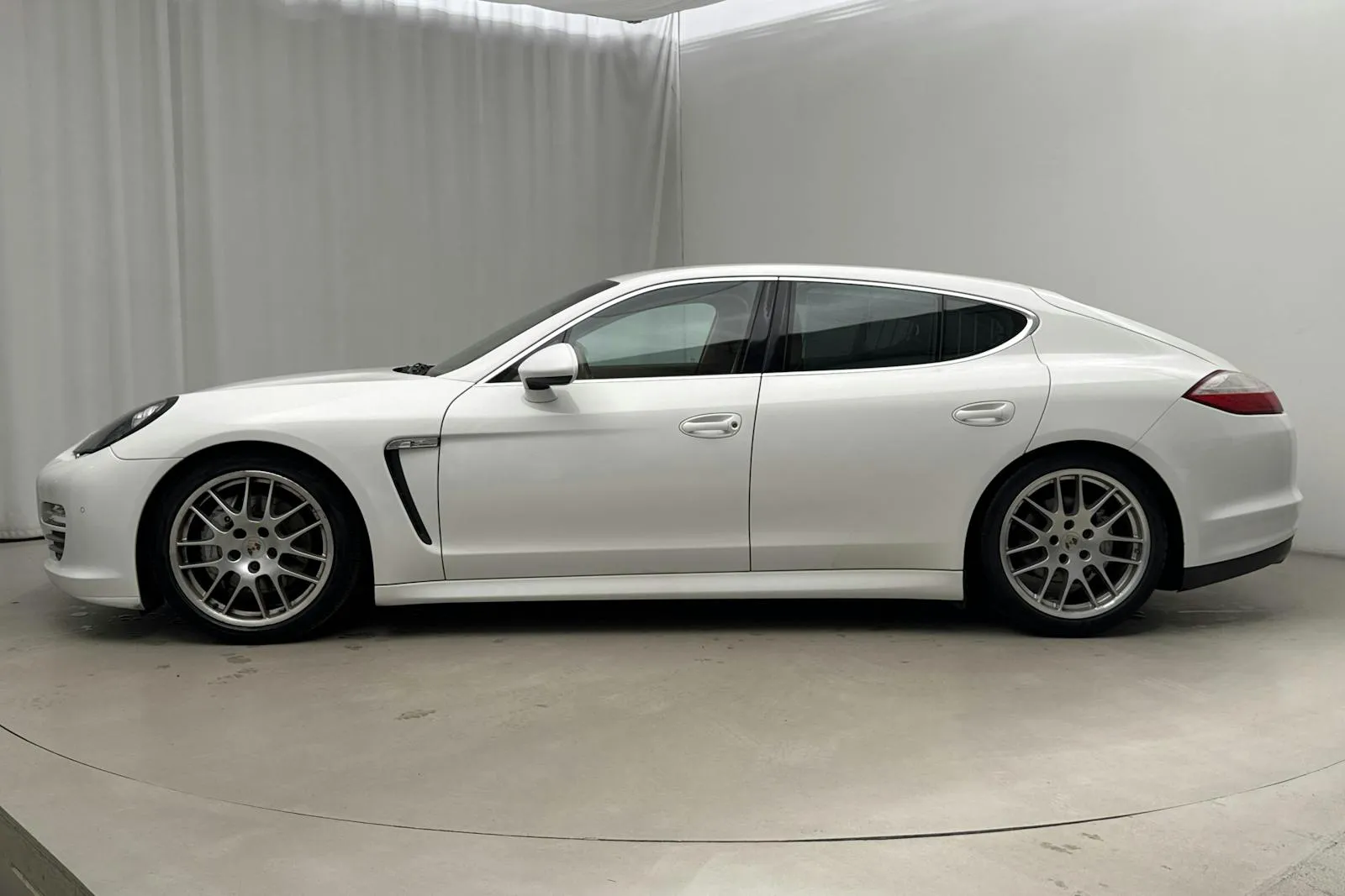 Porsche Panamera bild 2
