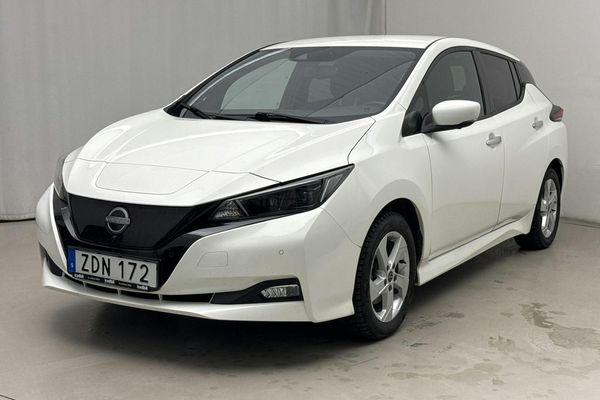 Nissan Leaf 5dr 39kWh (150hk) - 2023