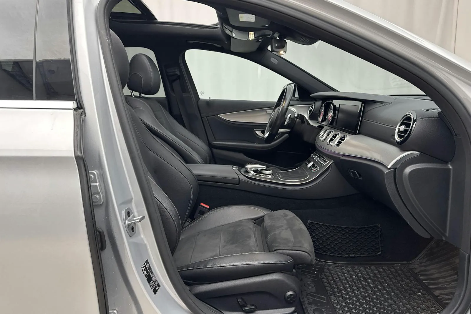 Mercedes E220 bild 7