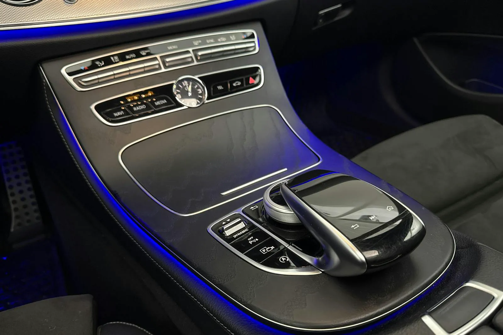 Mercedes E220 bild 16