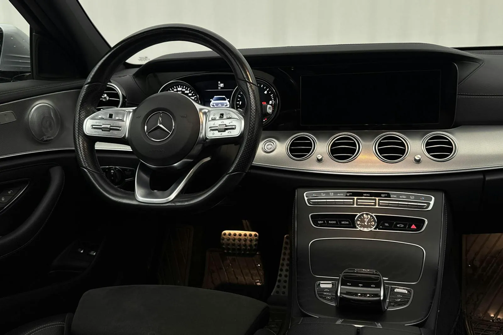 Mercedes E220 bild 18