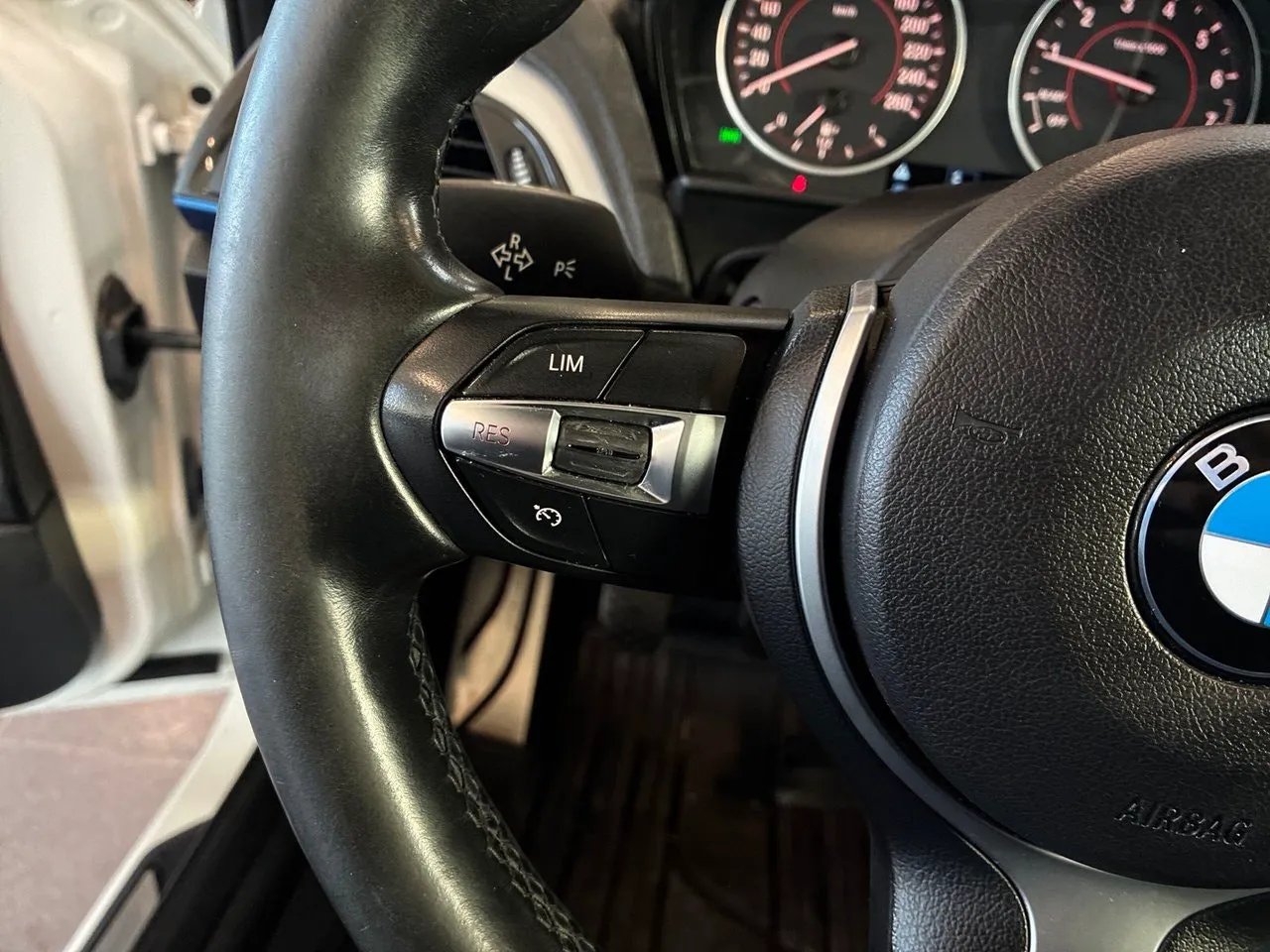BMW 116 bild 22