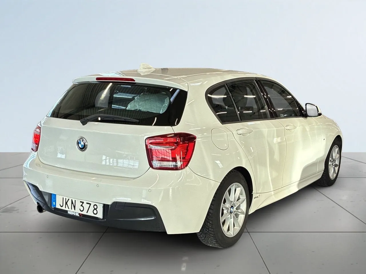 BMW 116 bild 6