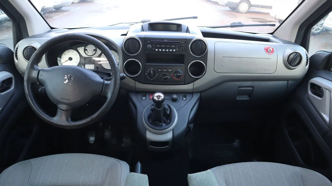Peugeot Partner Tepee bild 6