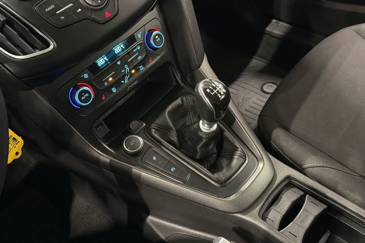Ford Focus bild 12