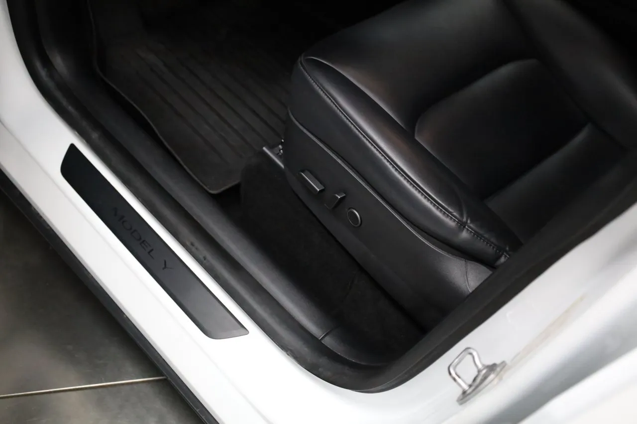 Tesla Model Y bild 13