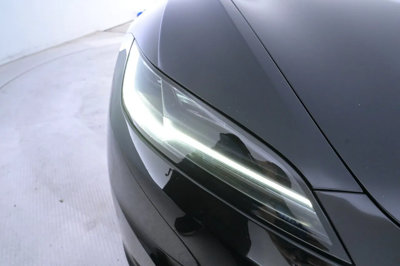 Tesla Model 3 bild 26