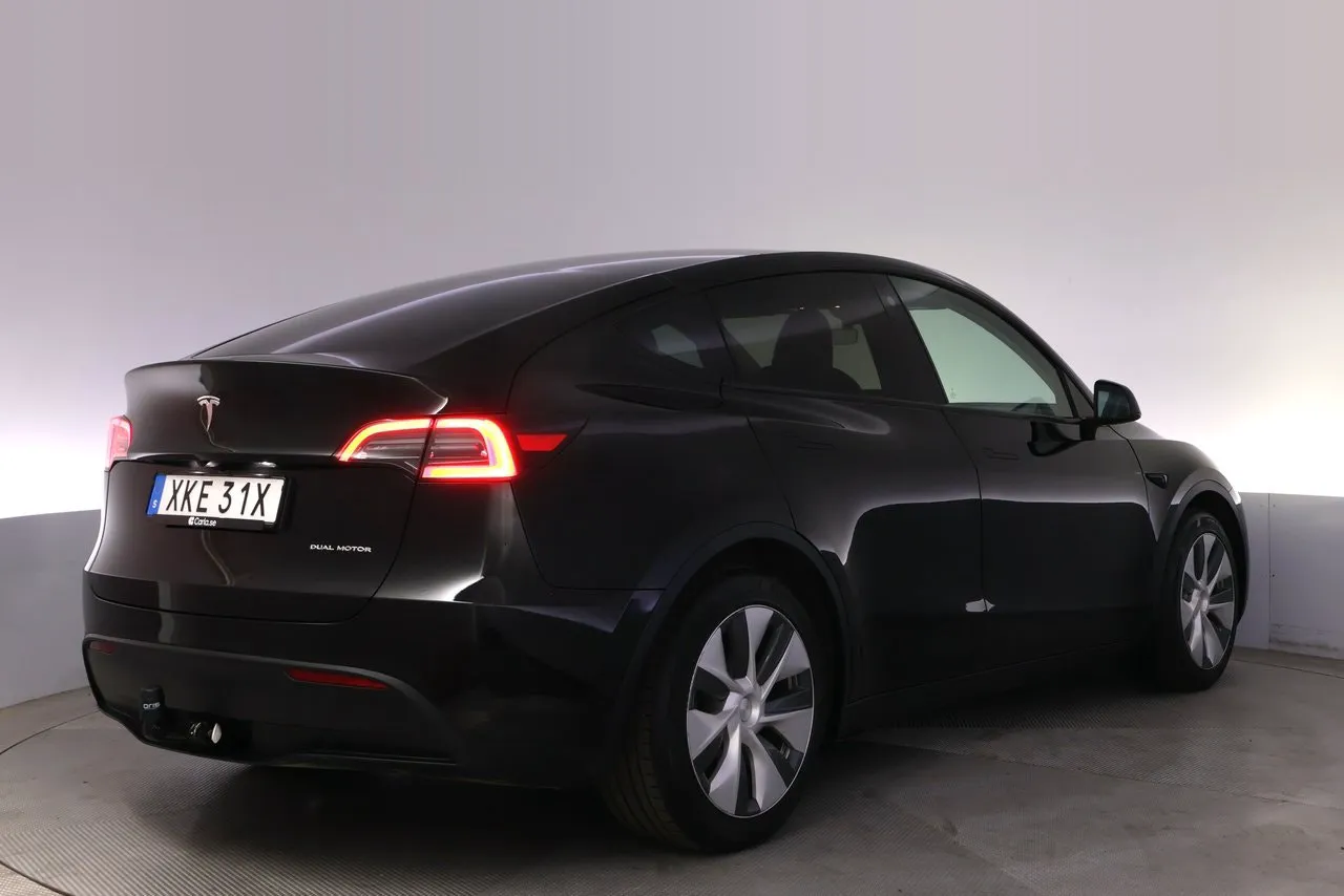 Tesla Model Y bild 5