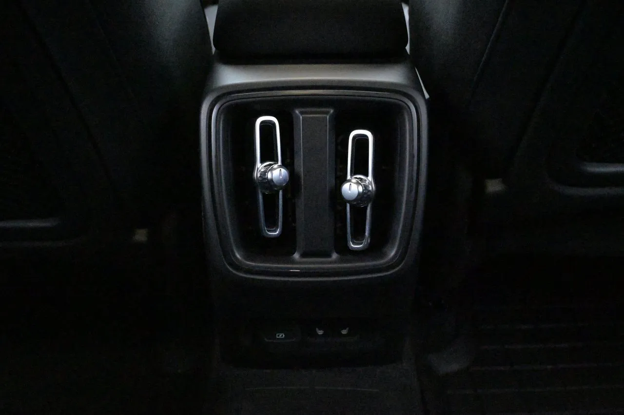 Volvo XC40 bild 23