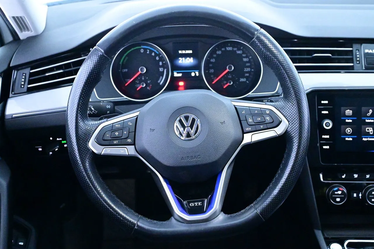 Volkswagen Passat bild 7