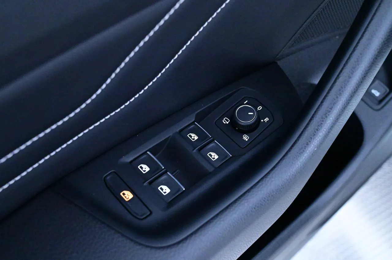 Volkswagen Passat bild 10