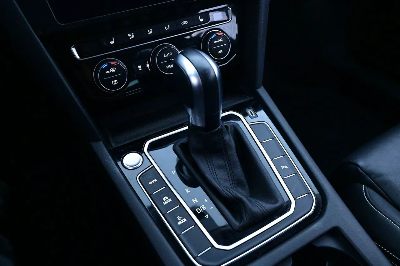 Volkswagen Passat bild 18