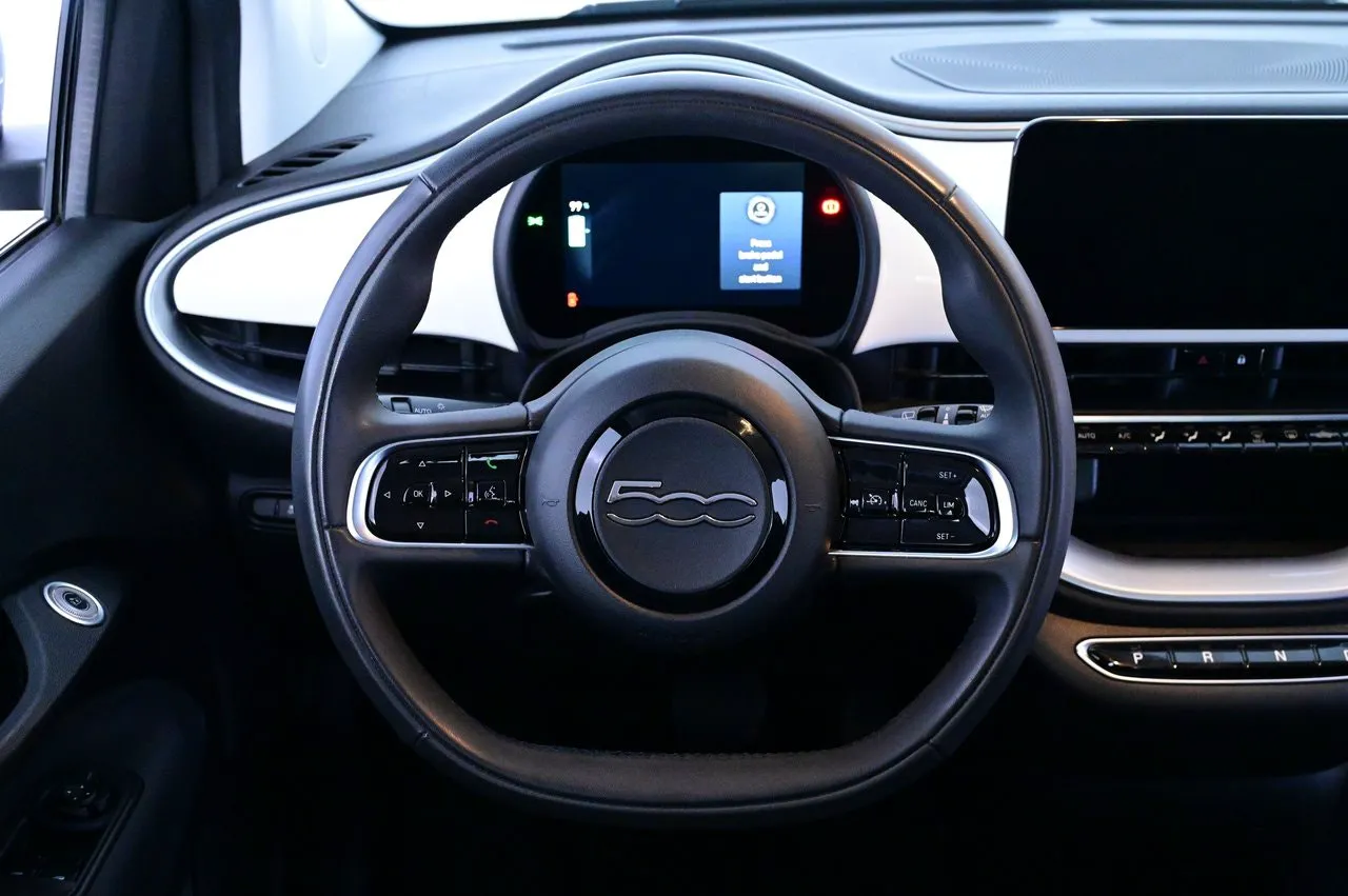 Fiat 500e bild 7