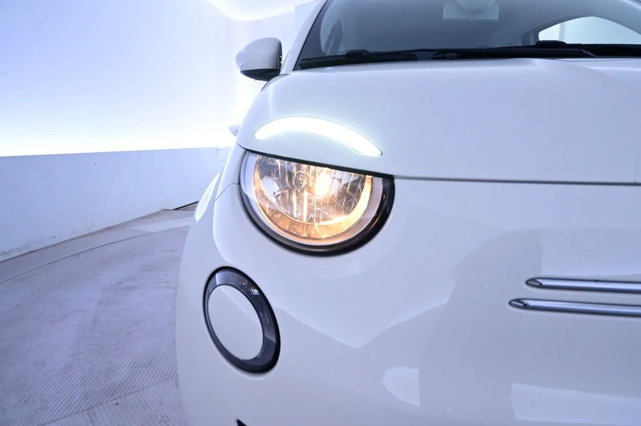 Fiat 500e bild 26