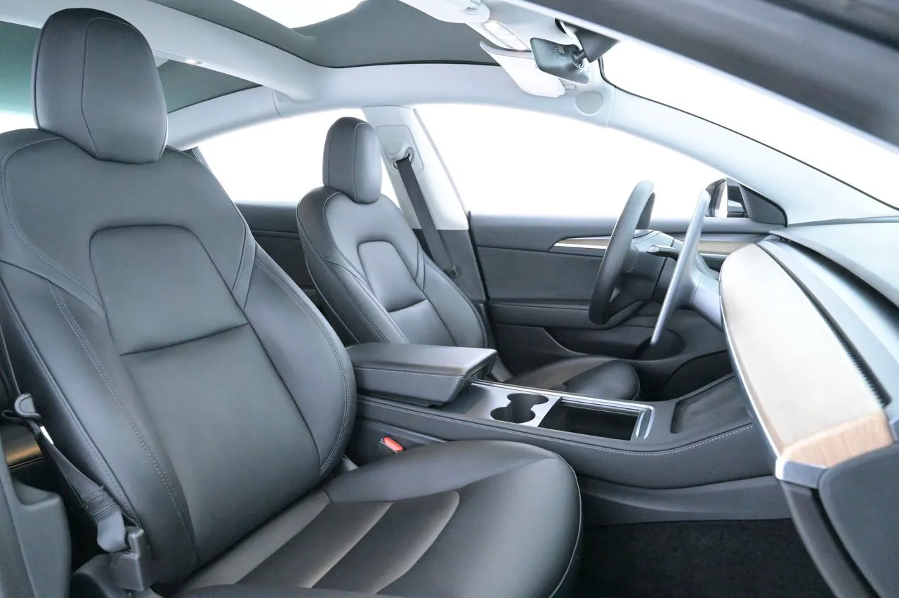 Tesla Model 3 bild 12