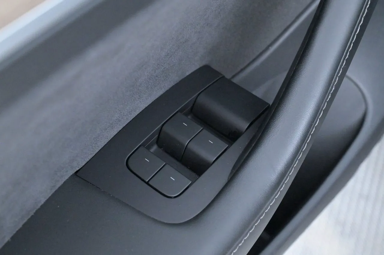 Tesla Model 3 bild 10