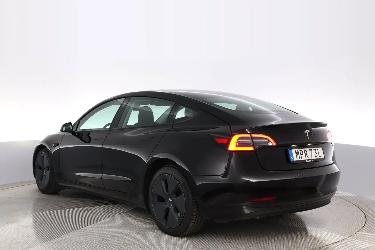 Tesla Model 3 bild 4