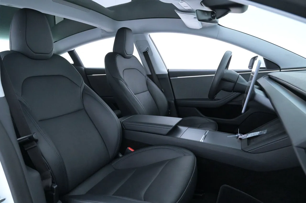 Tesla Model 3 bild 11