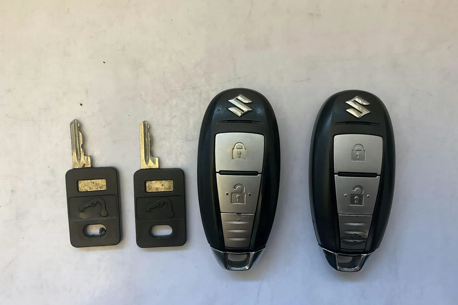 Suzuki S-CROSS bild 15