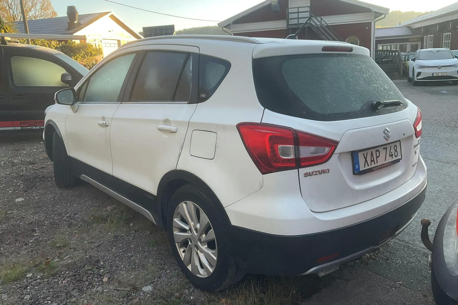 Suzuki S-CROSS bild 4