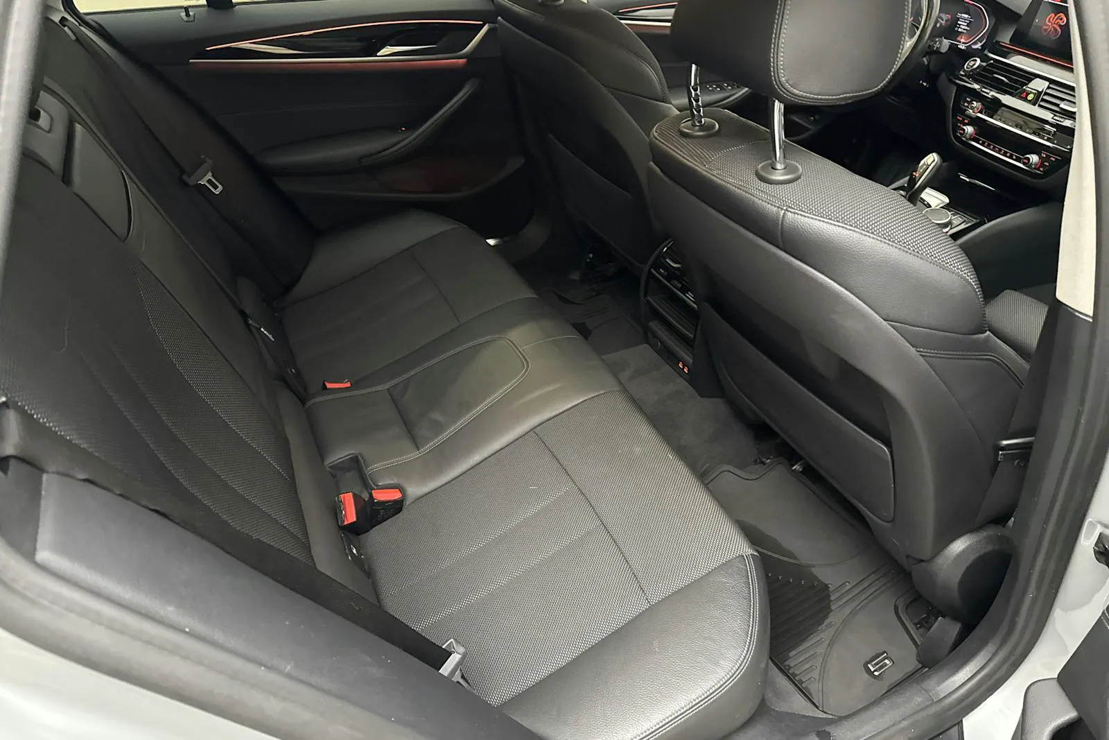 BMW 520 bild 8