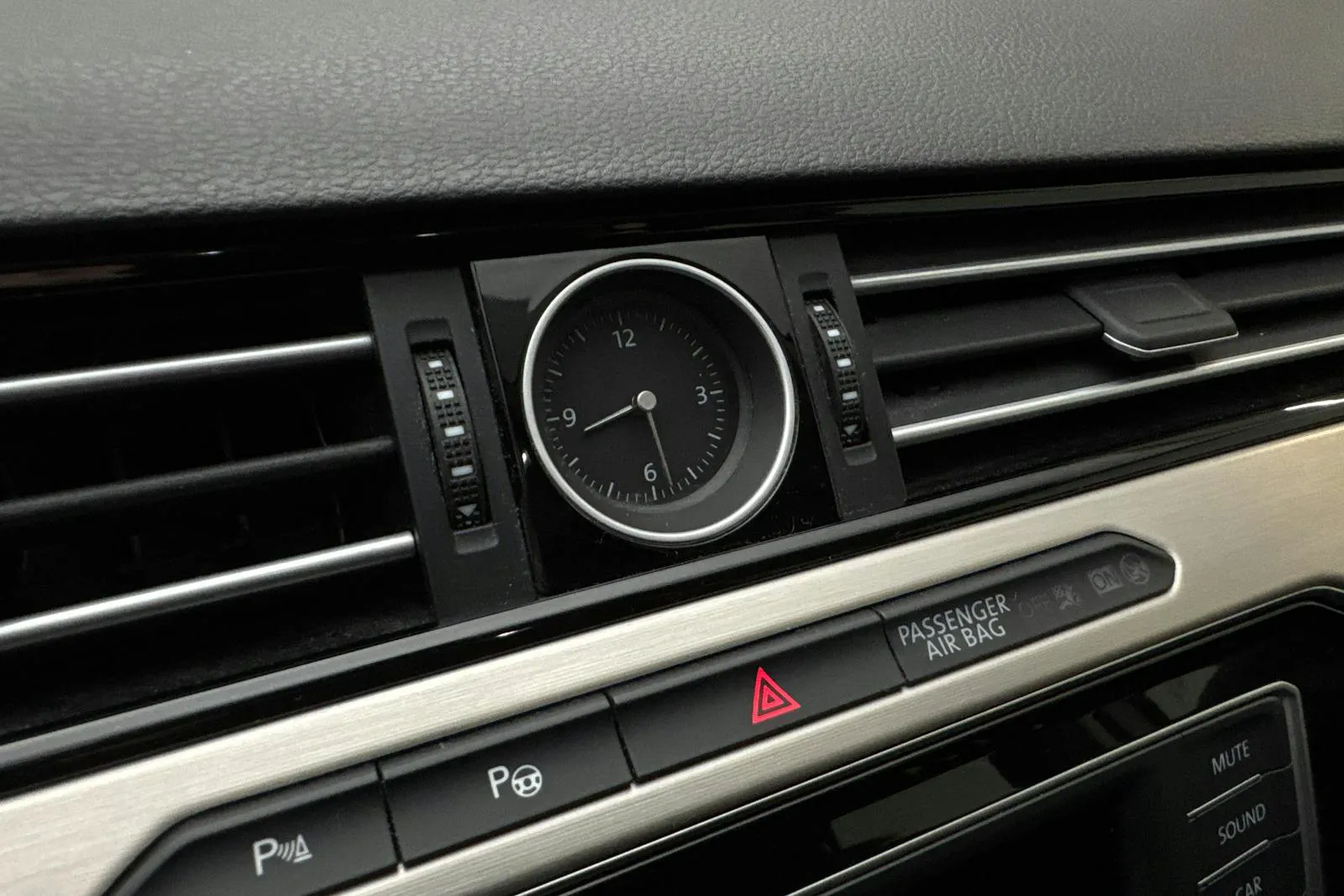 Volkswagen Passat bild 14